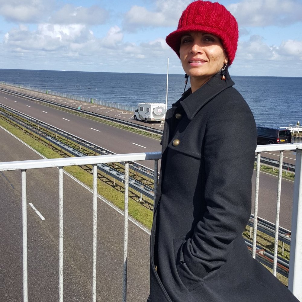 Meet your Posher, Roo